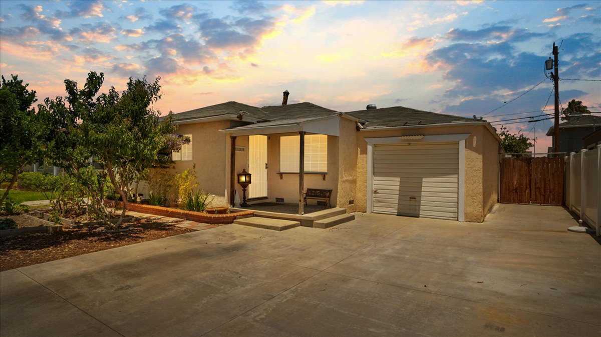 Gardena, California, 90249, United States, 3 Bedrooms Bedrooms, ,3 BathroomsBathrooms,Residential,For Sale,1937930