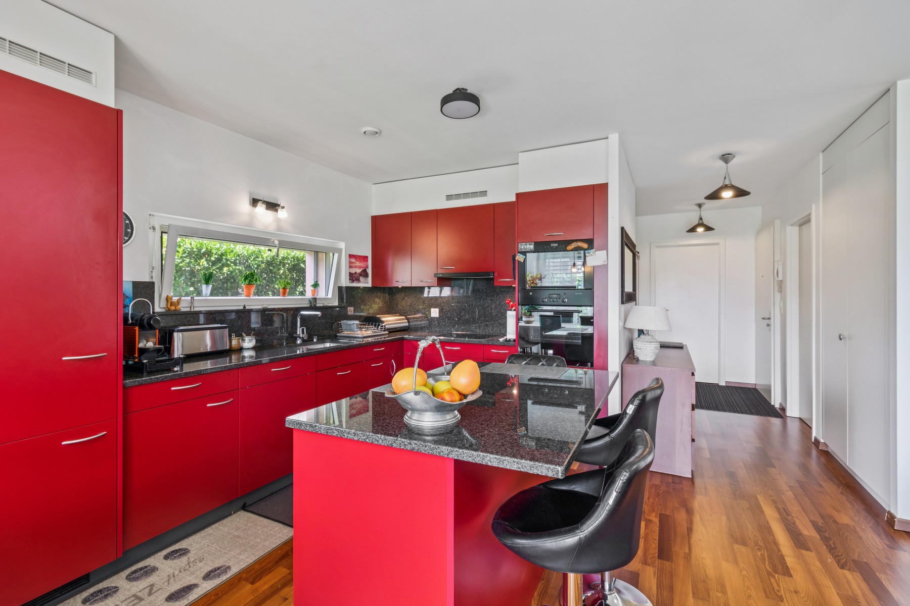  Bright 3.5-room apartment with a 100 m² garden. - 物件實景