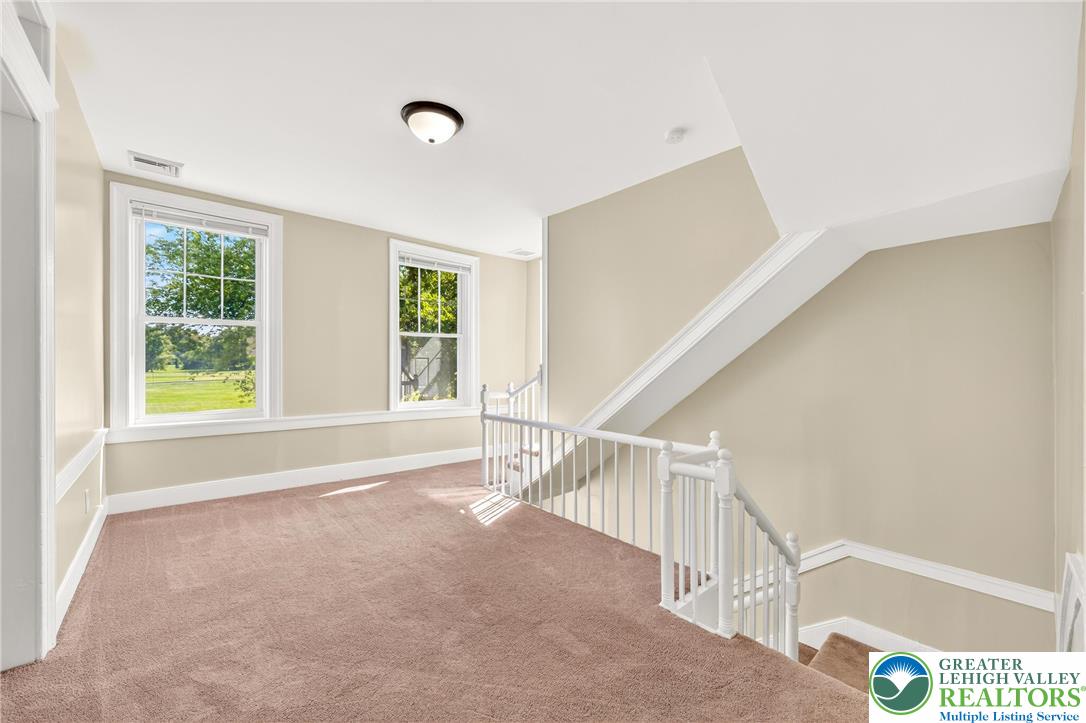 East Allen Twp, Pennsylvania, 18017, United States, 4 Bedrooms Bedrooms, ,2 BathroomsBathrooms,Residential,For Sale,1926367