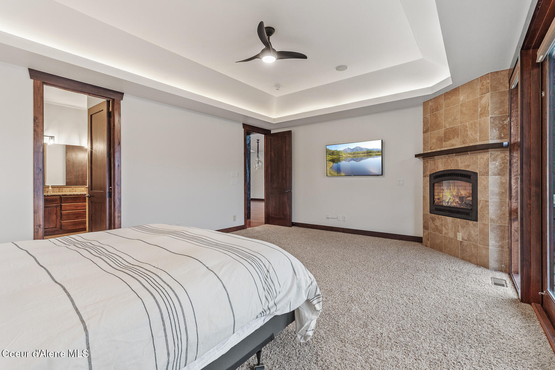 Coeur d'Alene, Idaho, 83814, United States, 4 Bedrooms Bedrooms, ,4 BathroomsBathrooms,Residential,For Sale,2012551