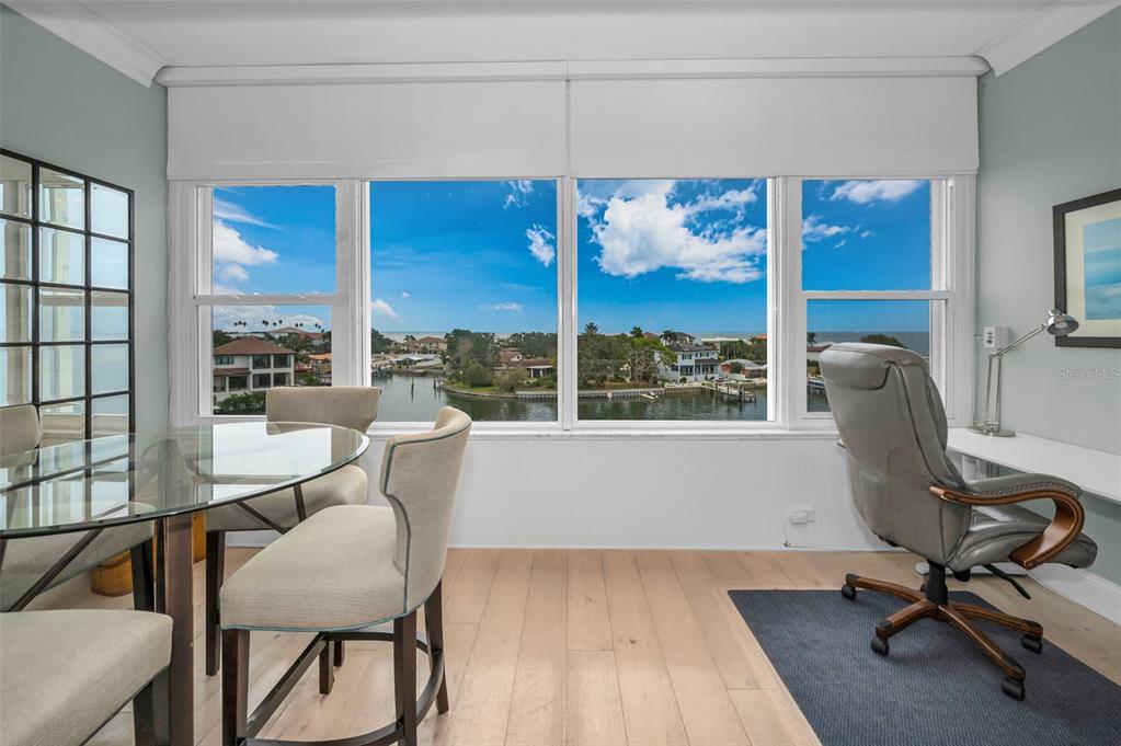 St Petersburg, Florida, 33704, United States, 2 Bedrooms Bedrooms, ,2 BathroomsBathrooms,Residential,For Sale,1989115