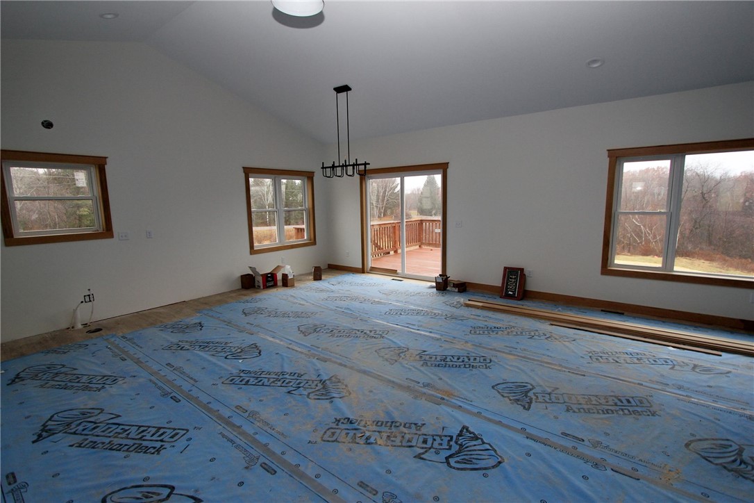 Chippewa Falls, Wisconsin, 54729, United States, 3 Bedrooms Bedrooms, ,2 BathroomsBathrooms,Residential,For Sale,1980636