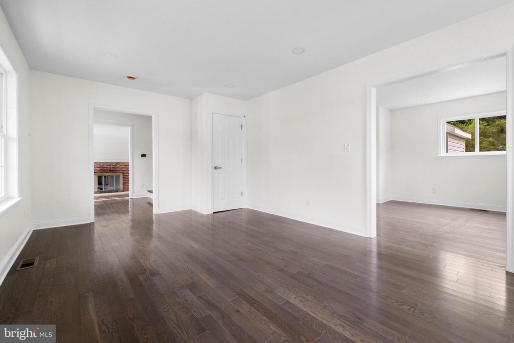 Cherry Hill, New Jersey, 08002, United States, 3 Bedrooms Bedrooms, ,3 BathroomsBathrooms,Residential,For Sale,1921829