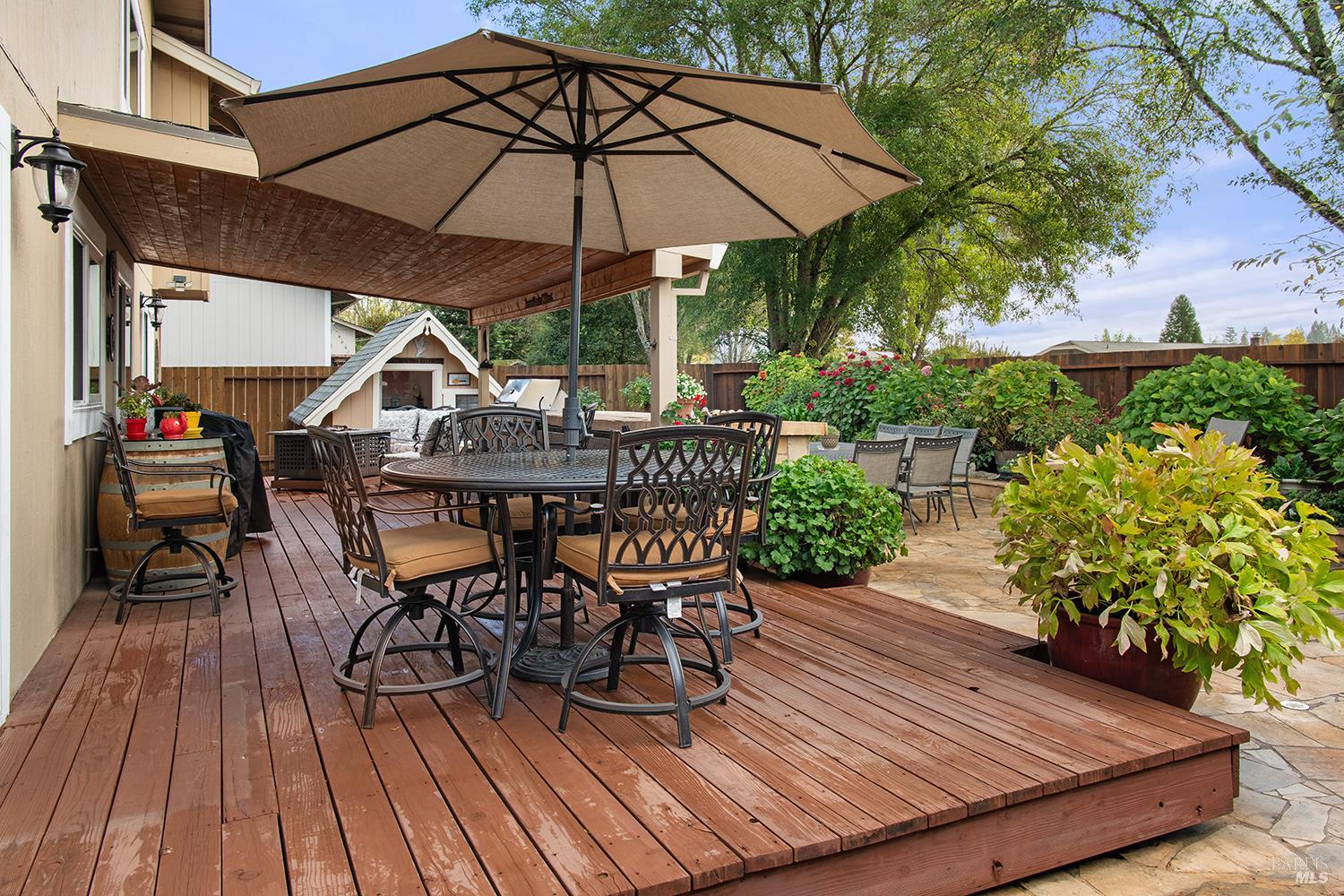 Sebastopol, California, 95472, United States, 3 Bedrooms Bedrooms, ,3 BathroomsBathrooms,Residential,For Sale,1990345