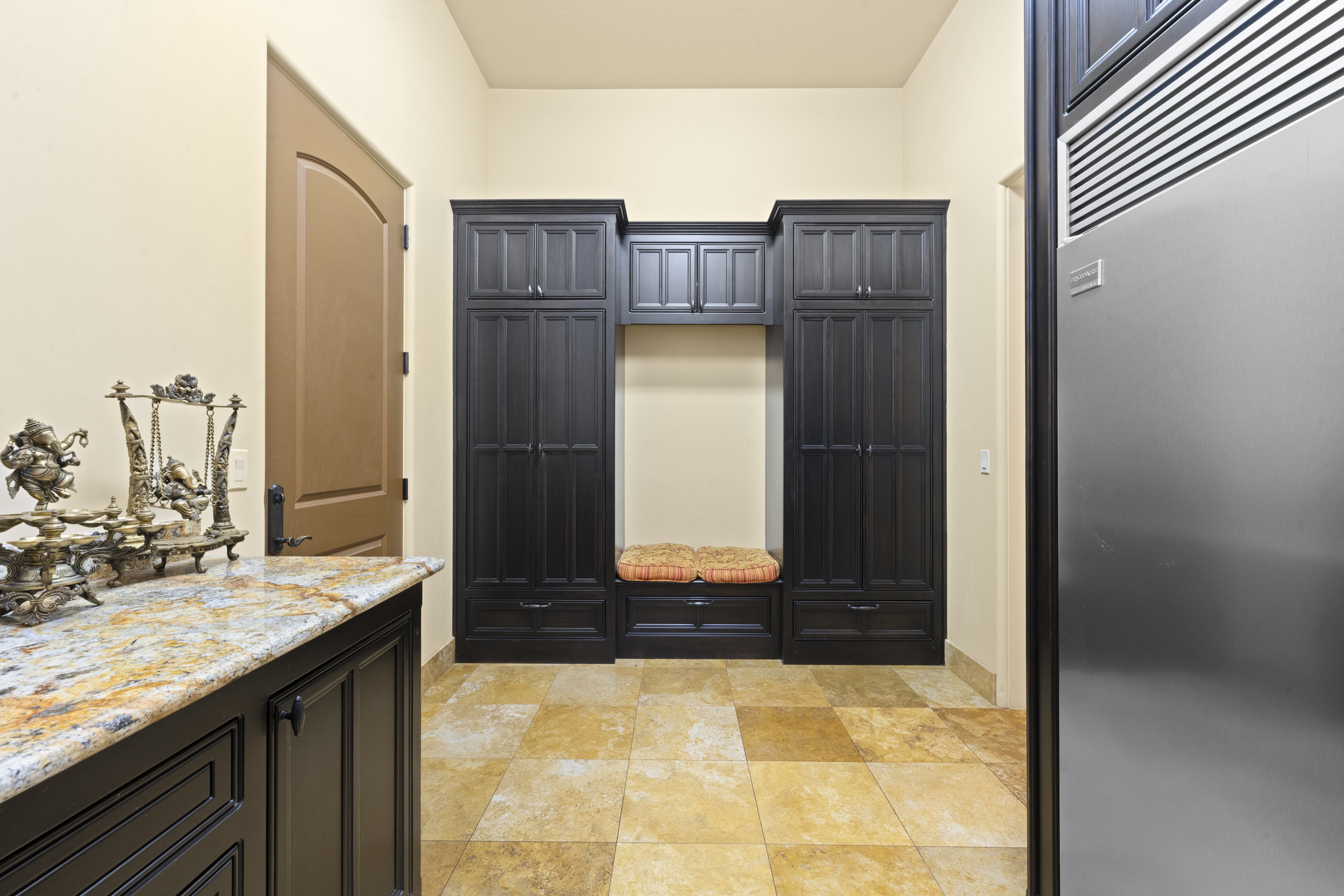  9220 Tuscany Oaks Court, Granite Bay, CA 95746 - 物件實景