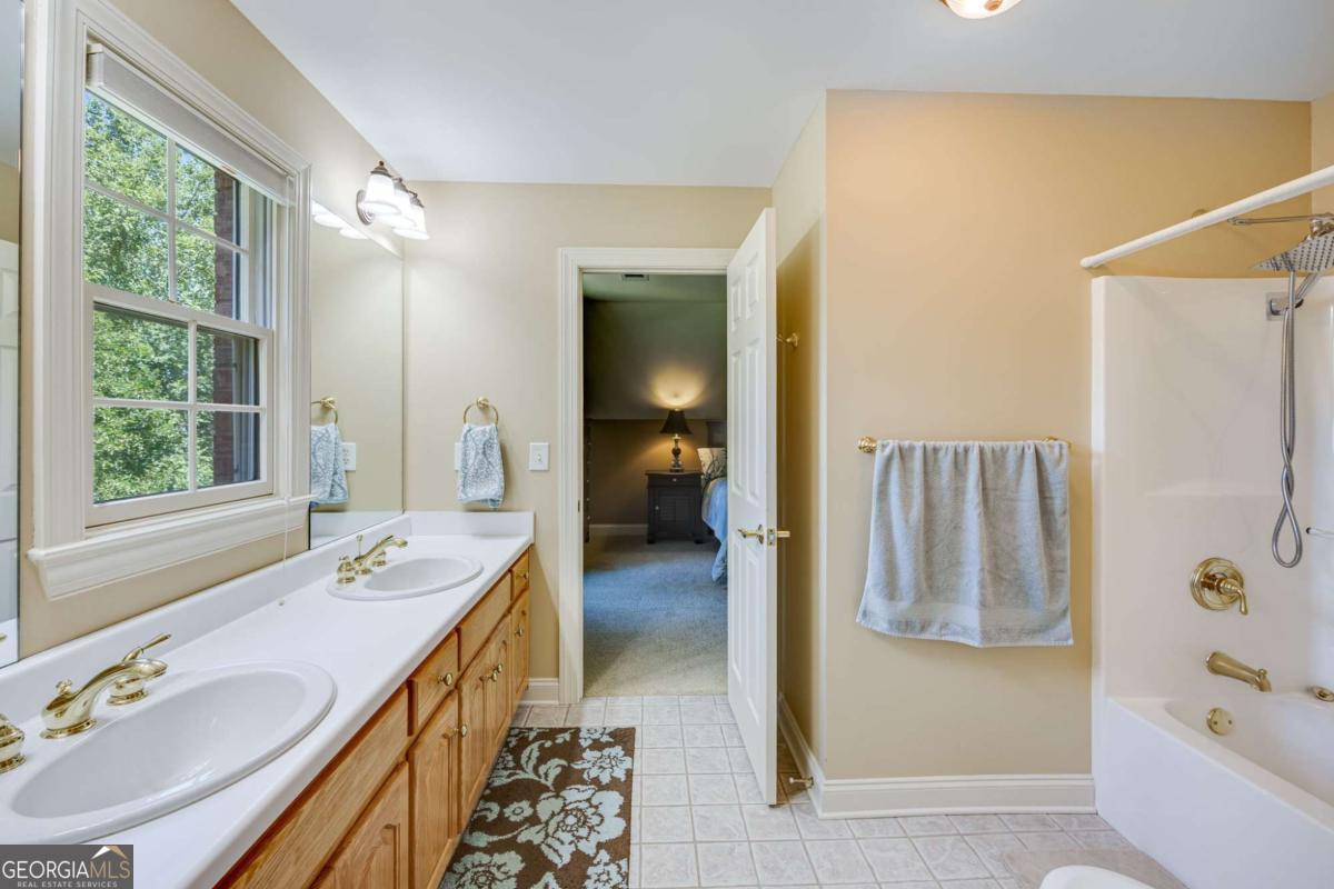 Bethlehem, Georgia, 30620, United States, 5 Bedrooms Bedrooms, ,6 BathroomsBathrooms,Residential,For Sale,1895379