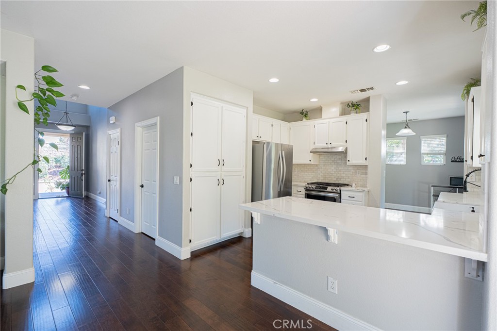 Temecula, California, 92591, United States, 4 Bedrooms Bedrooms, ,3 BathroomsBathrooms,Residential,For Sale,2022481