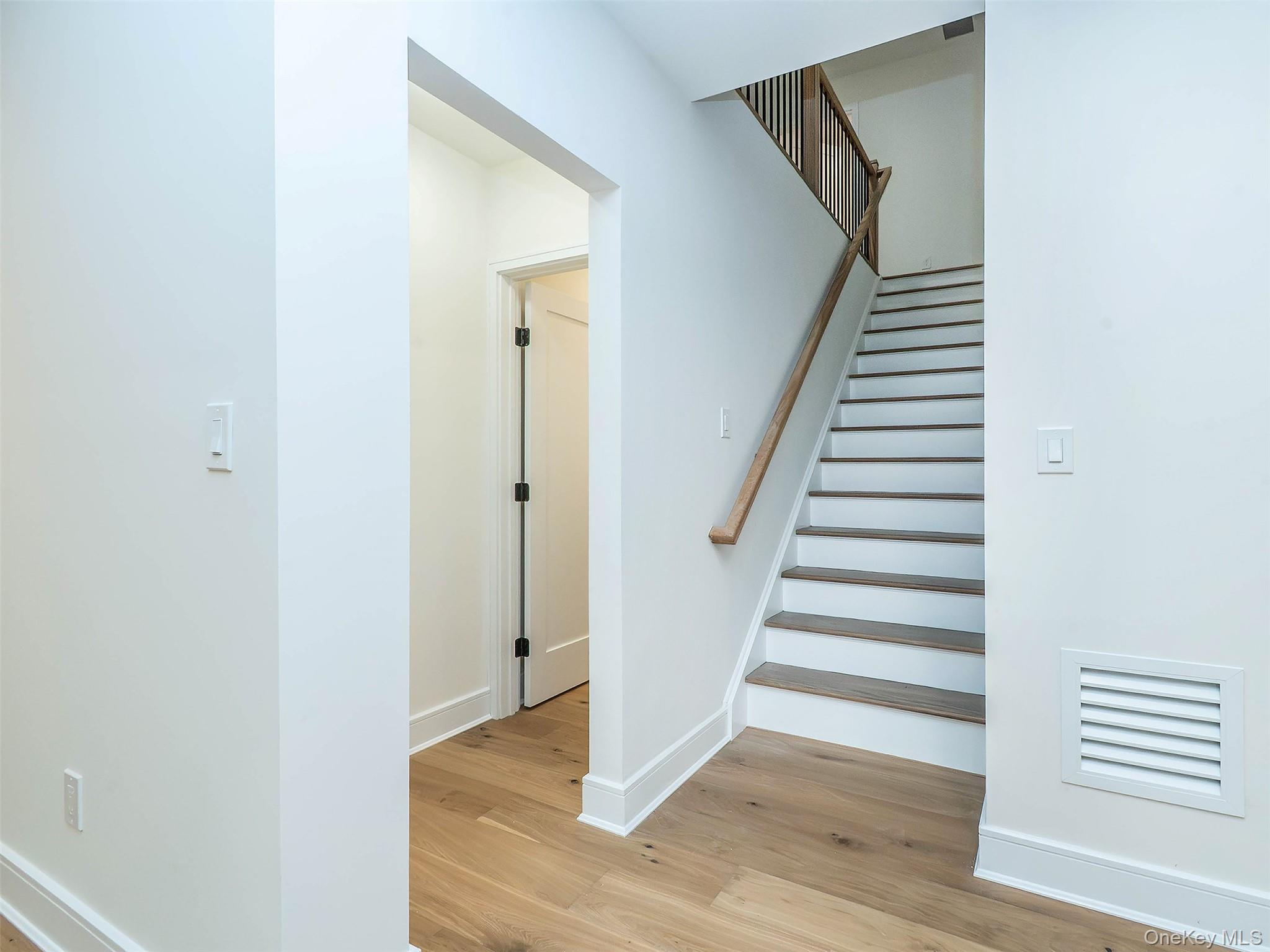 48 Buckeye Road, Glen Cove, NY, 11542 - 物件實景
