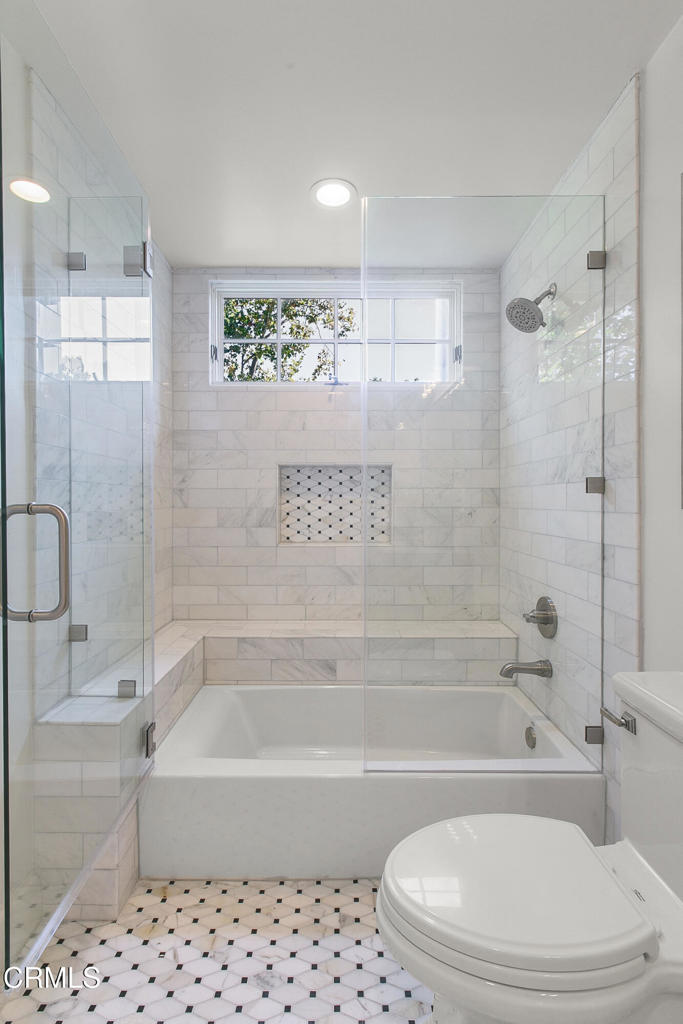 Camarillo, California, 93012, United States, 5 Bedrooms Bedrooms, ,7 BathroomsBathrooms,Residential,For Sale,1996163