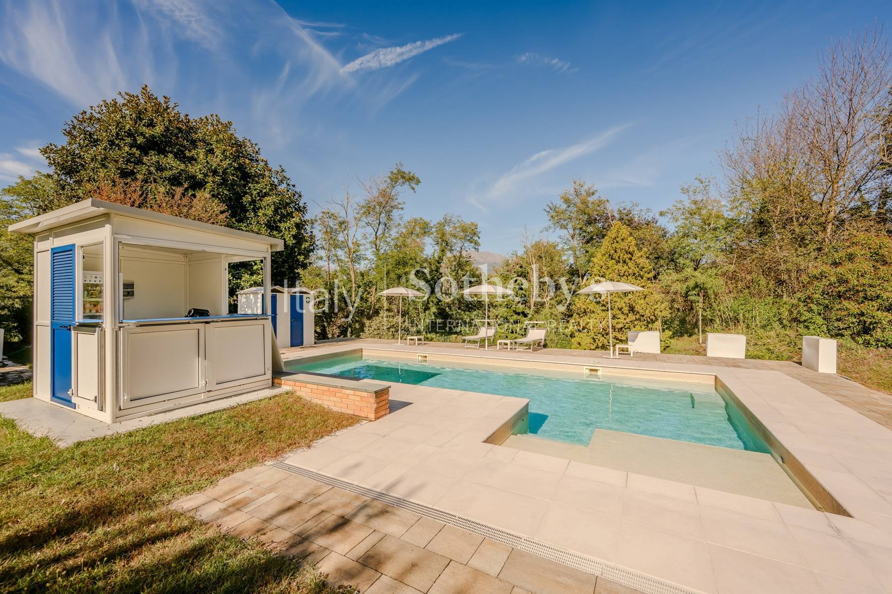  Modern villa surrounded by nature - 物件實景