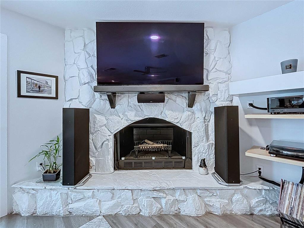 Brandon, Florida, 33511, United States, 4 Bedrooms Bedrooms, ,2 BathroomsBathrooms,Residential,For Sale,1968846