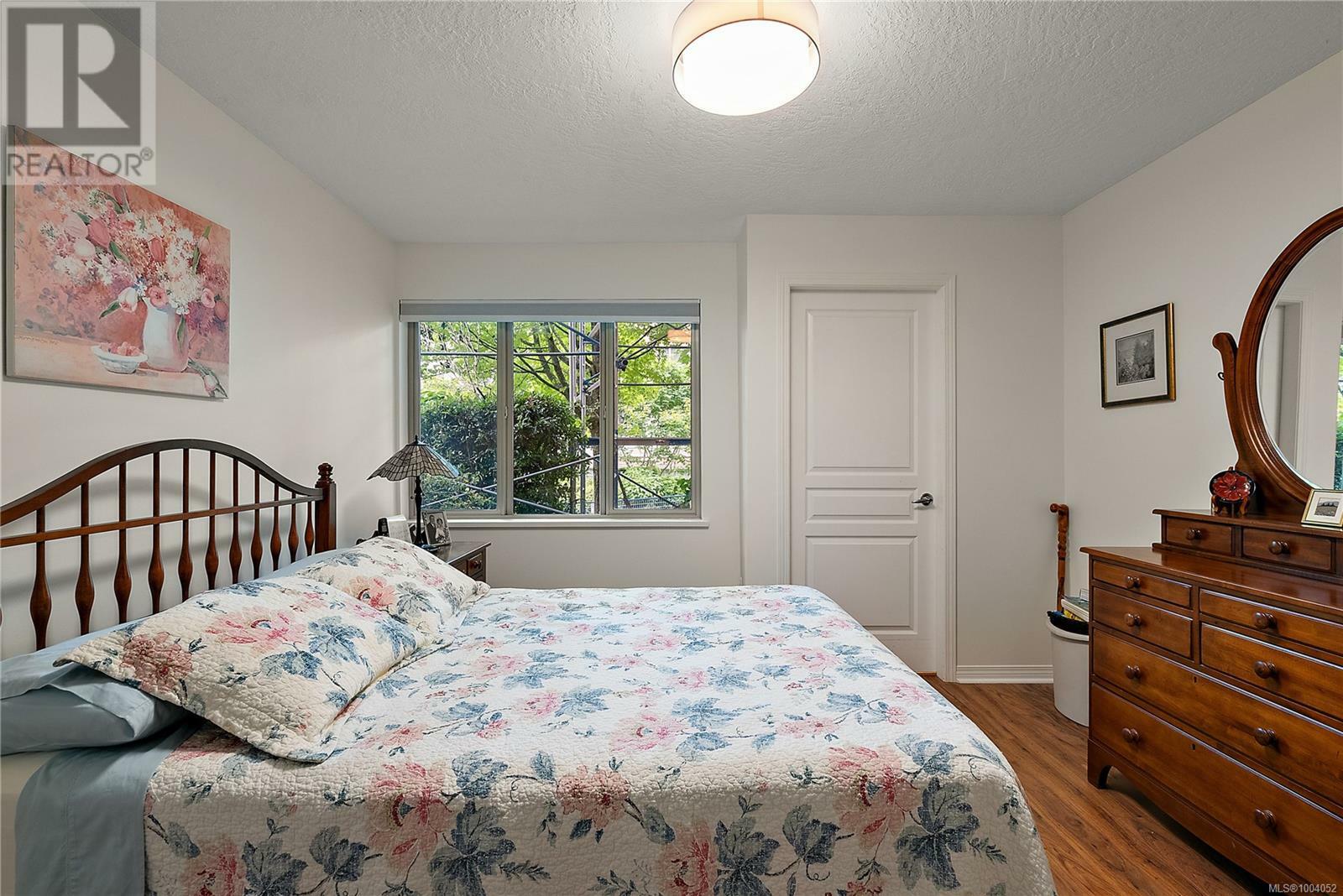 VIEW ROYAL, British Columbia, V9A 7M7, CA, 2 Bedrooms Bedrooms, ,2 BathroomsBathrooms,Residential,For Sale,1874084