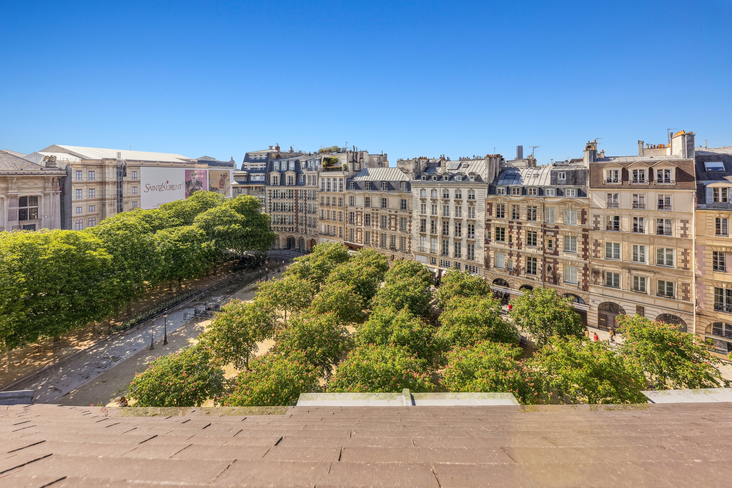  FOR SALE - RARE - Apartment - Place Dauphine - 2 bedrooms - 75001 Paris - 物件實景