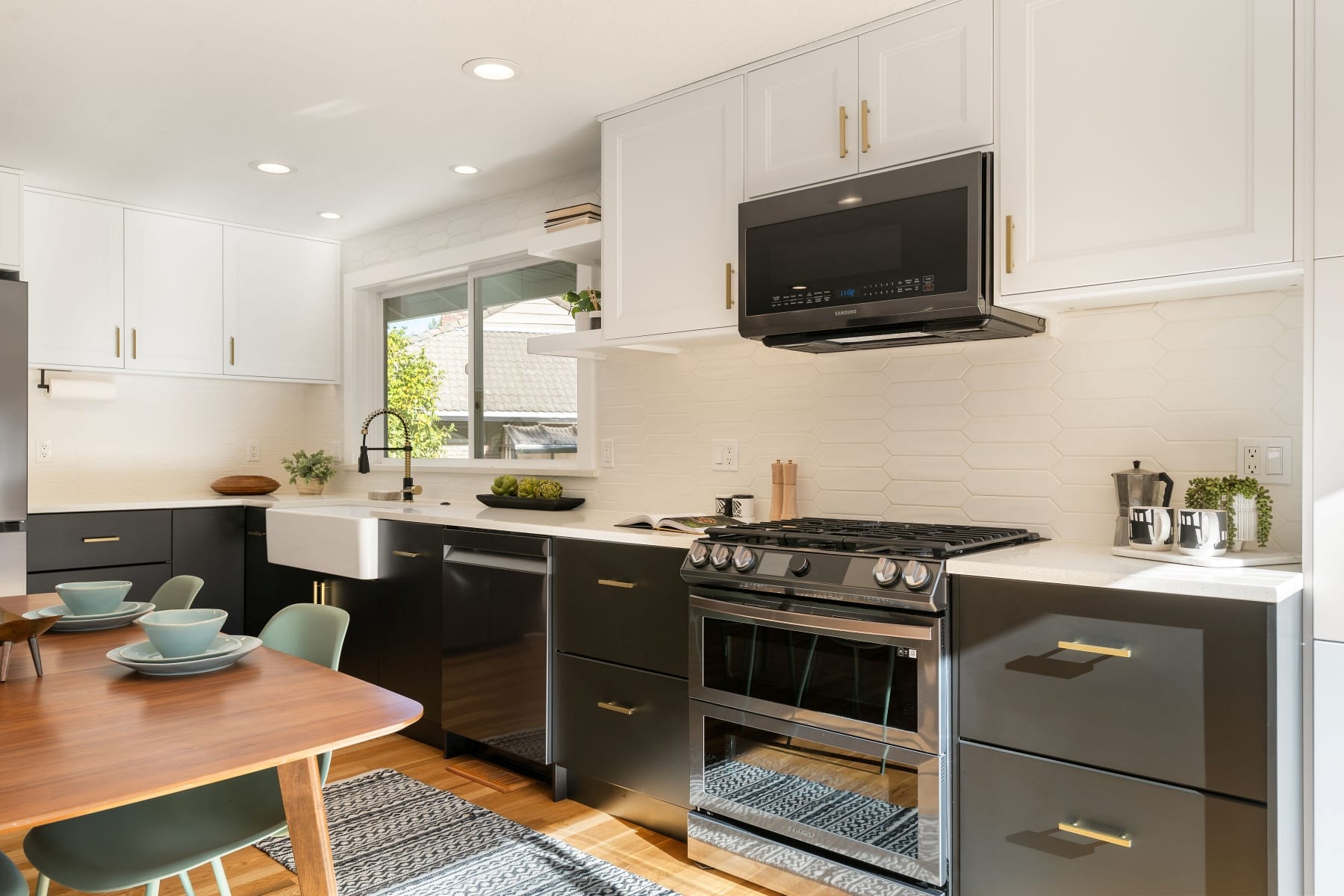  8090 SW CARMEL CT Portland, OR 97223 - 物件實景