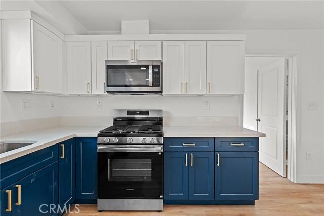 Los Angeles, California, 90011, United States, ,Residential,For Sale,1987008