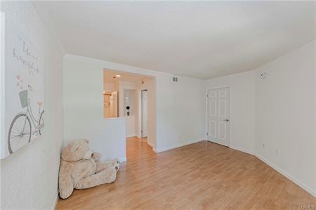 San Pedro, California, 90732, United States, 2 Bedrooms Bedrooms, ,3 BathroomsBathrooms,Residential,For Sale,1974009