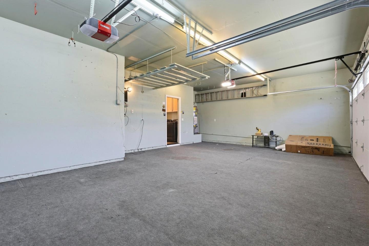 Pacifica, California, 94044, United States, 5 Bedrooms Bedrooms, ,3 BathroomsBathrooms,Residential,For Sale,1989309