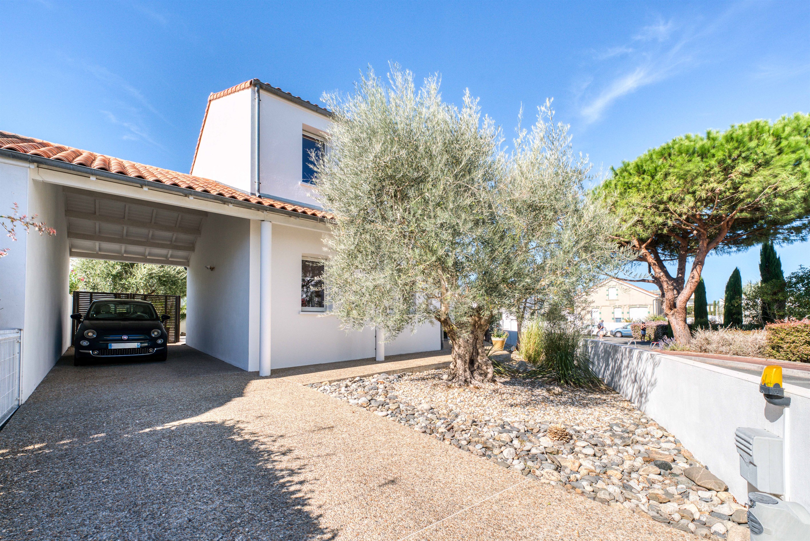  Elegant Contemporary Villa with Lift in the Heart of Royan - 物件實景