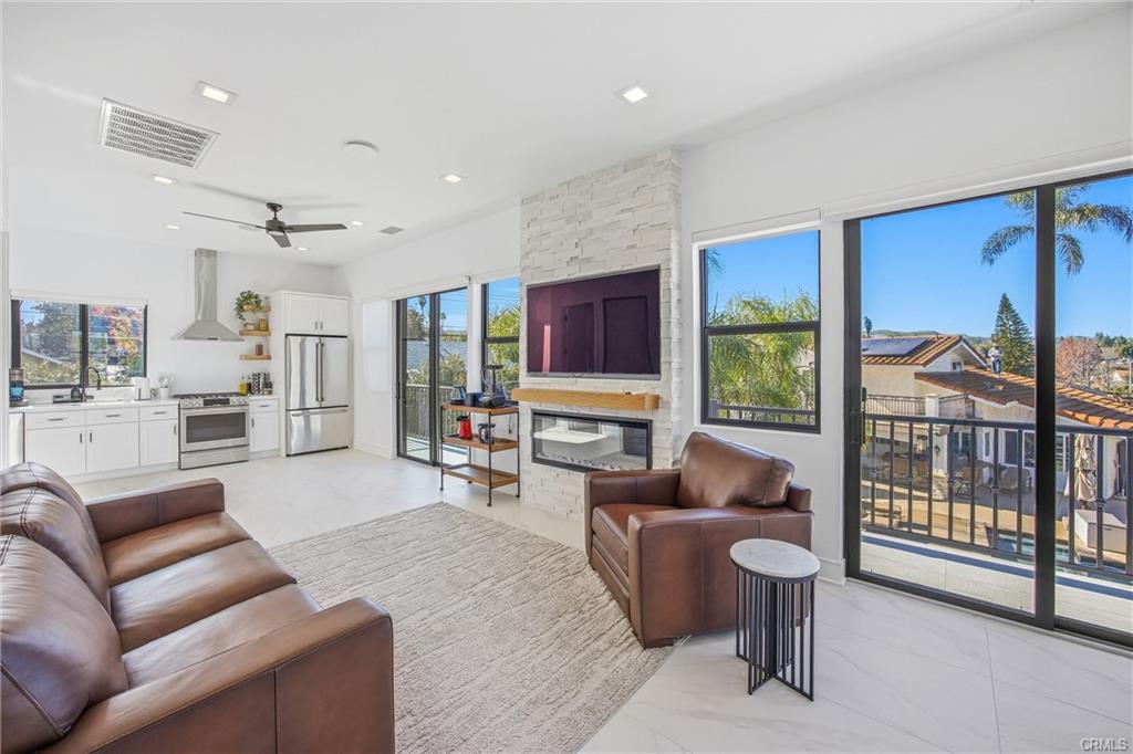 Redlands, California, 92373, United States, 5 Bedrooms Bedrooms, ,5 BathroomsBathrooms,Residential,For Sale,2012094