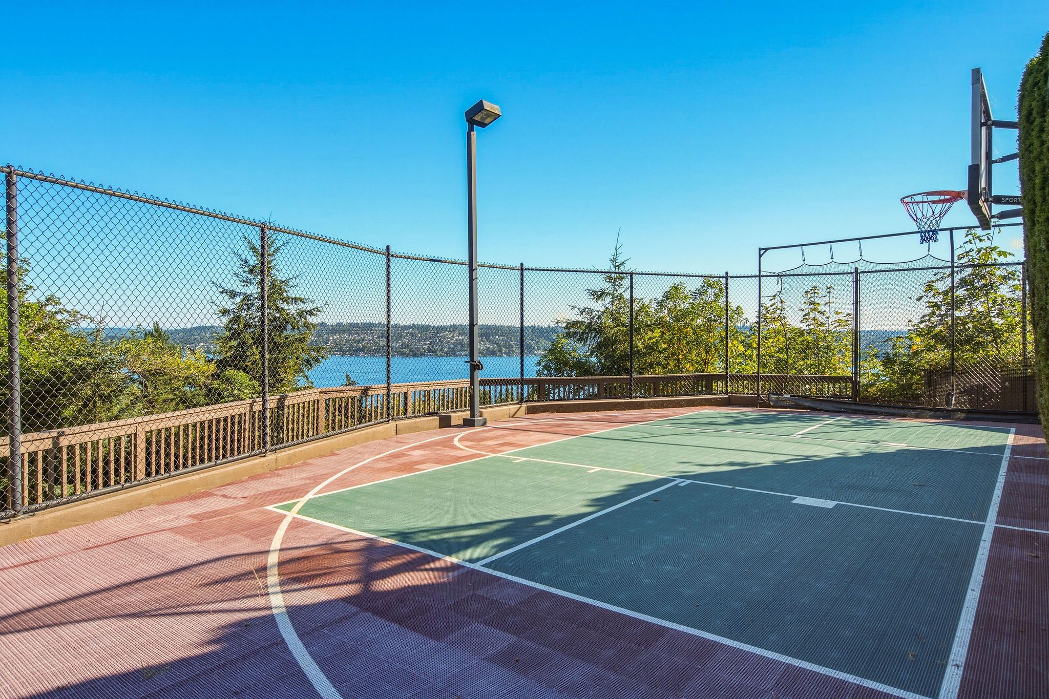  7909 78th Avenue Southeast, Mercer Island, WA 98040 - 物件實景