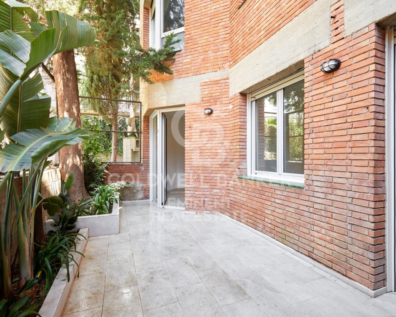 Barcelona, Catalonia, ES, 3 Bedrooms Bedrooms, ,2 BathroomsBathrooms,Residential,For Sale,1827356