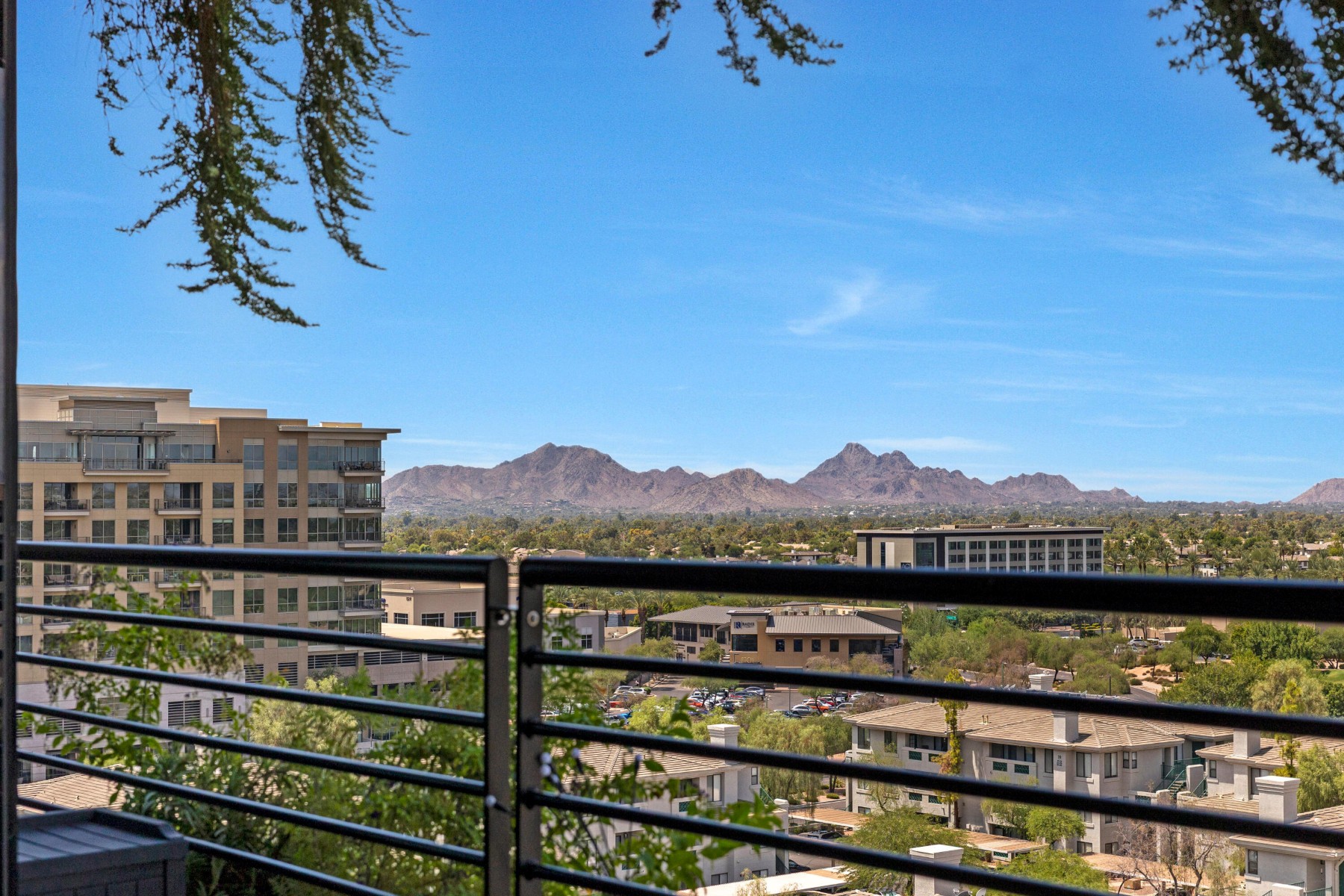  7120 E Kierland Boulevard  Scottsdale, AZ - 物件實景