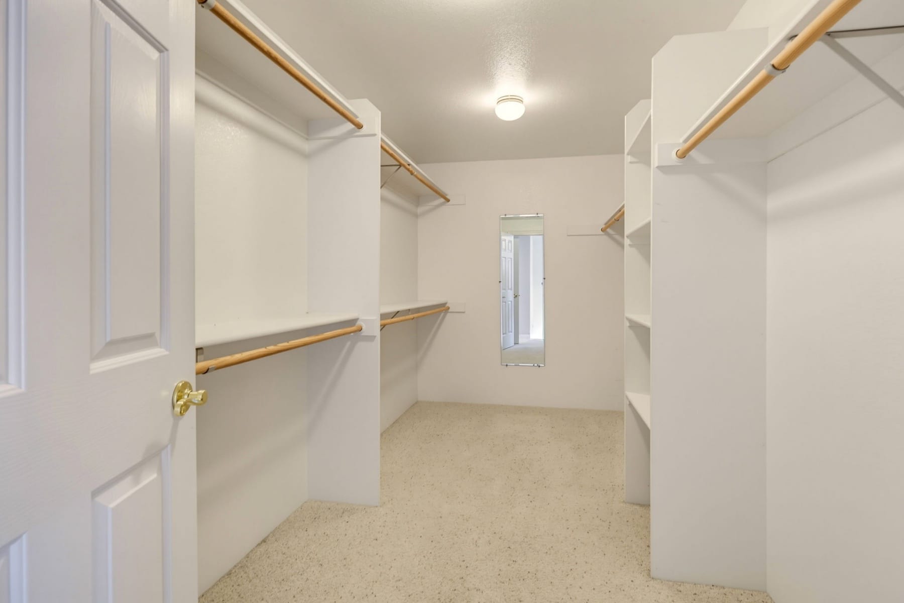  2300 Savannah Drive Central Point, OR 97502 - 物件實景