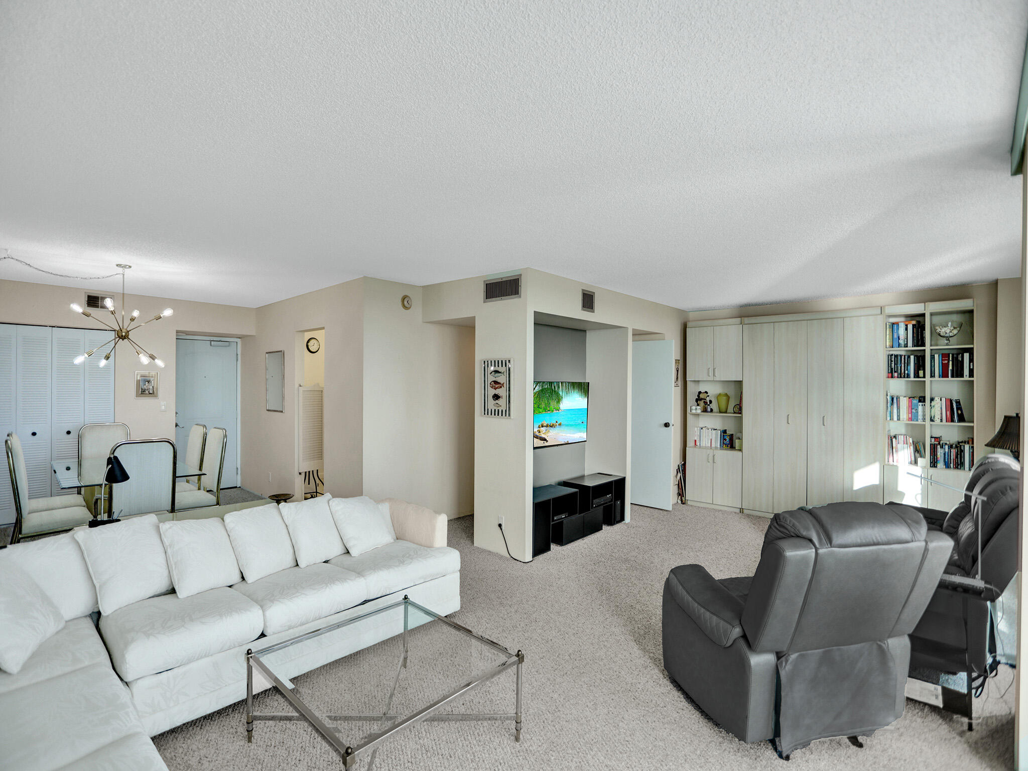 Sunny Isles Beach, Florida, 33160, United States, 1 Bedroom Bedrooms, ,2 BathroomsBathrooms,Residential,For Sale,1804245