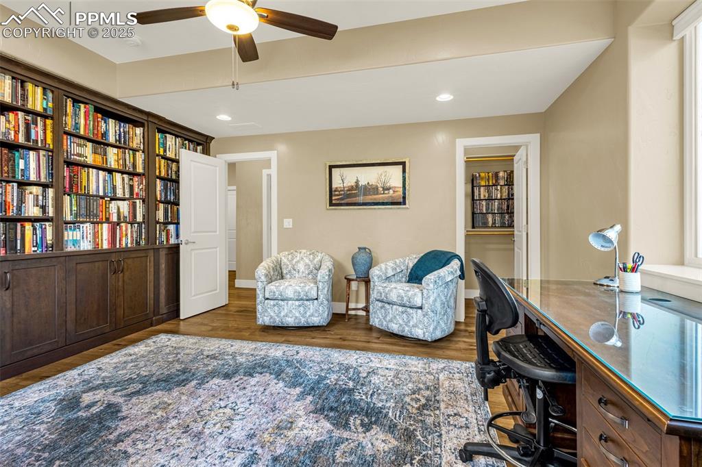 Monument, Colorado, 80132, United States, 5 Bedrooms Bedrooms, ,3 BathroomsBathrooms,Residential,For Sale,1949773