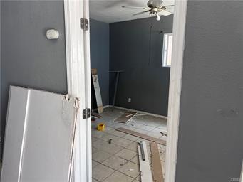 Los Angeles, California, 90002, United States, 4 Bedrooms Bedrooms, ,Residential,For Sale,1915787