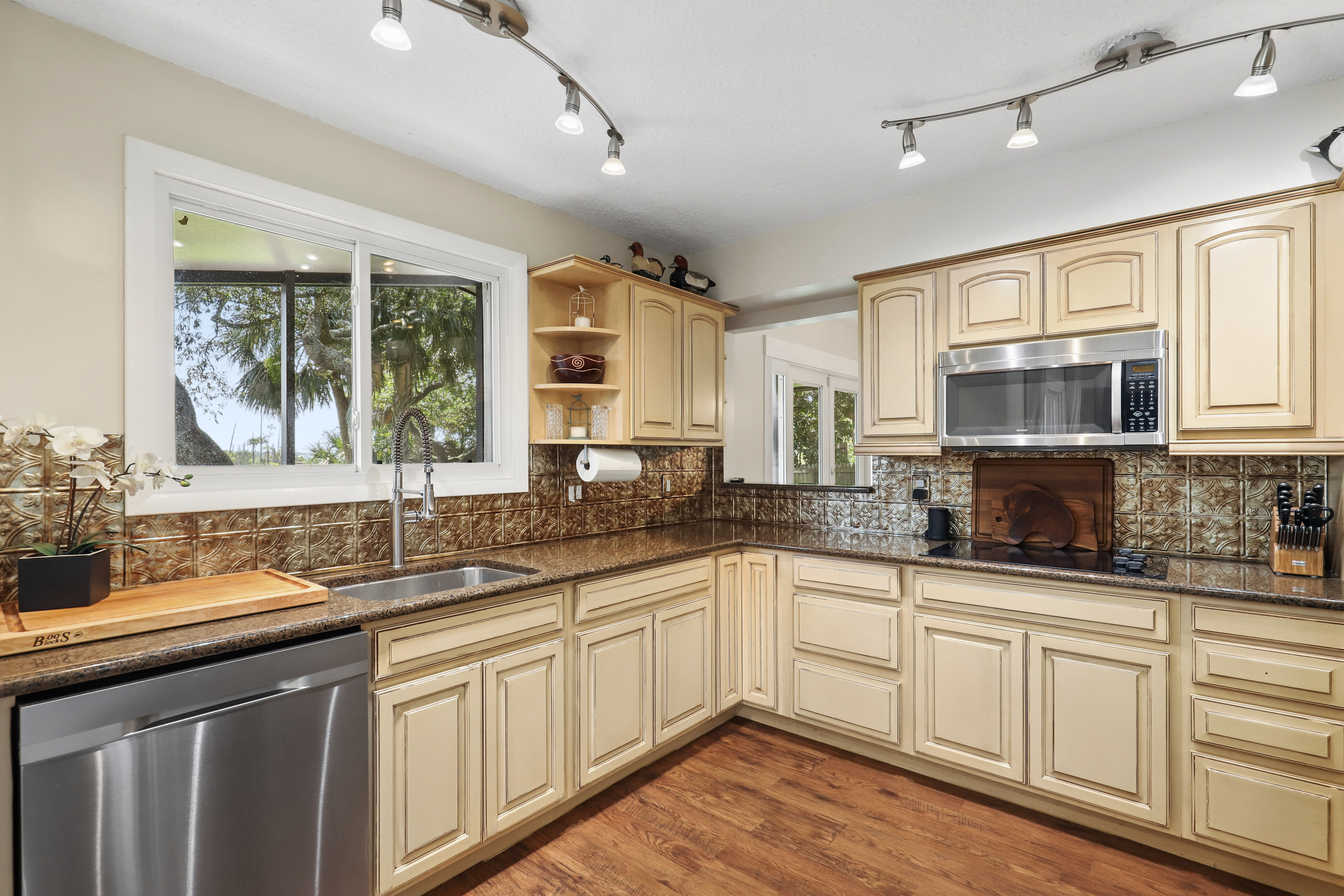  3831 Luth Drive E, Jacksonville, FL, 32250 - 物件實景