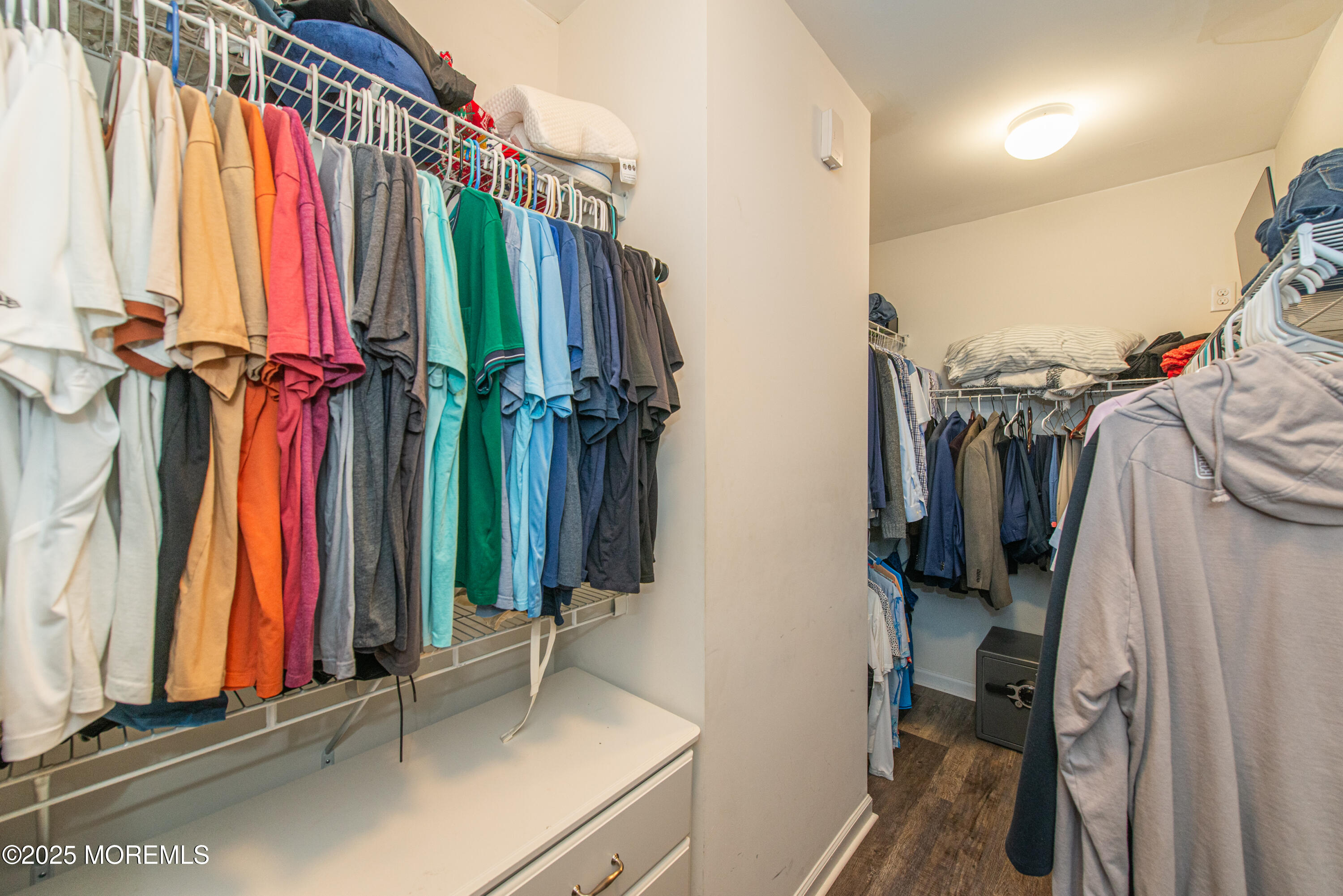 Middletown, New Jersey, 07748, United States, 3 Bedrooms Bedrooms, ,3 BathroomsBathrooms,Residential,For Sale,1999585