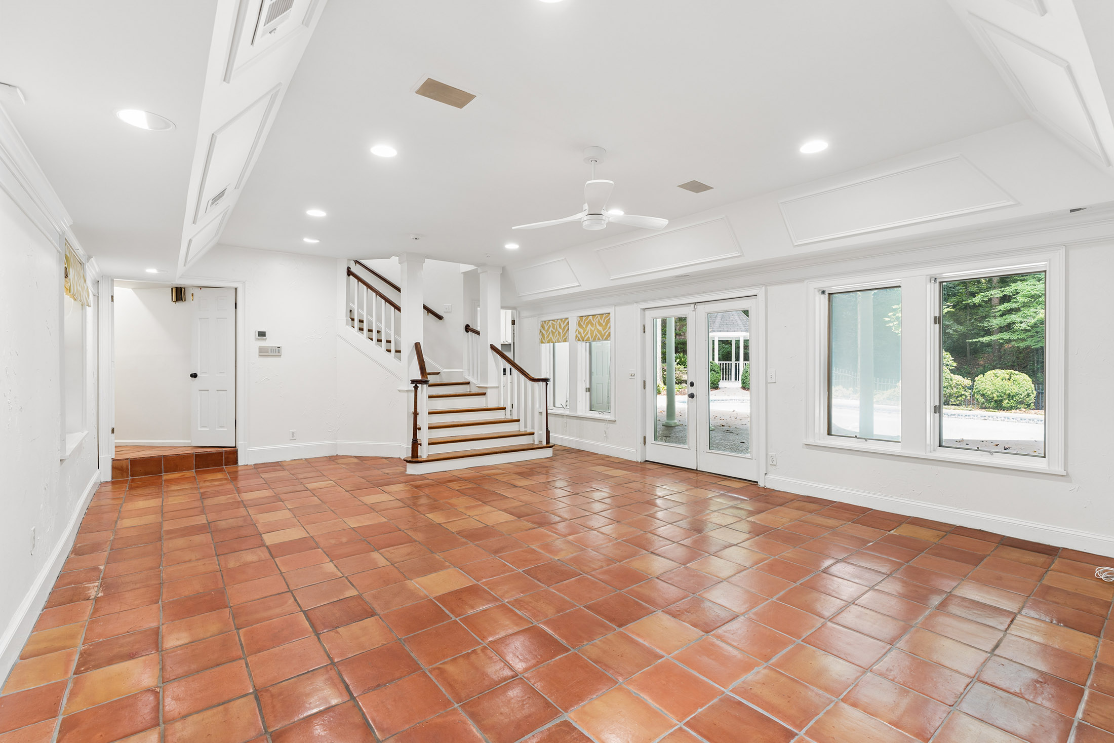  Beautiful Sandy Springs Home Offers Exceptional Space and Flexible Living - 物件實景