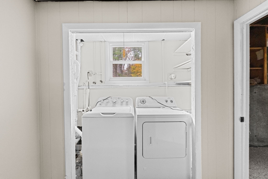 Mansfield, Massachusetts, 02048, United States, 3 Bedrooms Bedrooms, ,2 BathroomsBathrooms,Residential,For Sale,1991950