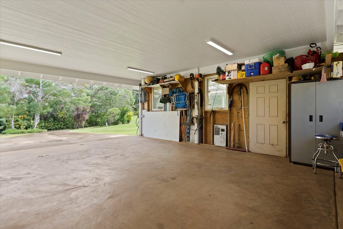 Haiku, Hawaii, 97608, United States, 3 Bedrooms Bedrooms, ,2 BathroomsBathrooms,Residential,For Sale,1979886