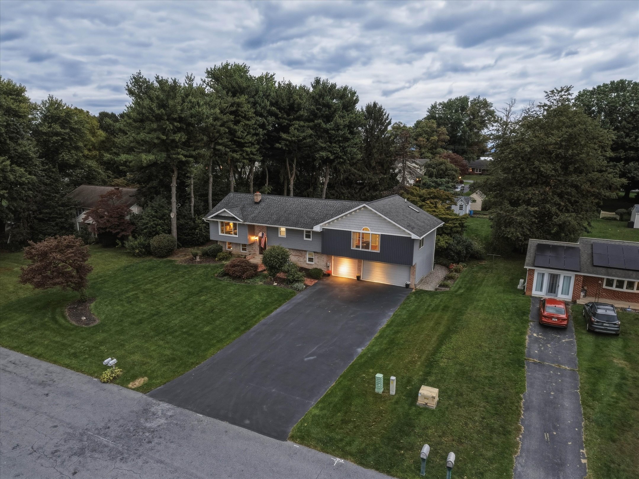  207 Weaver Dr, Lititz, PA 17543 - 物件實景