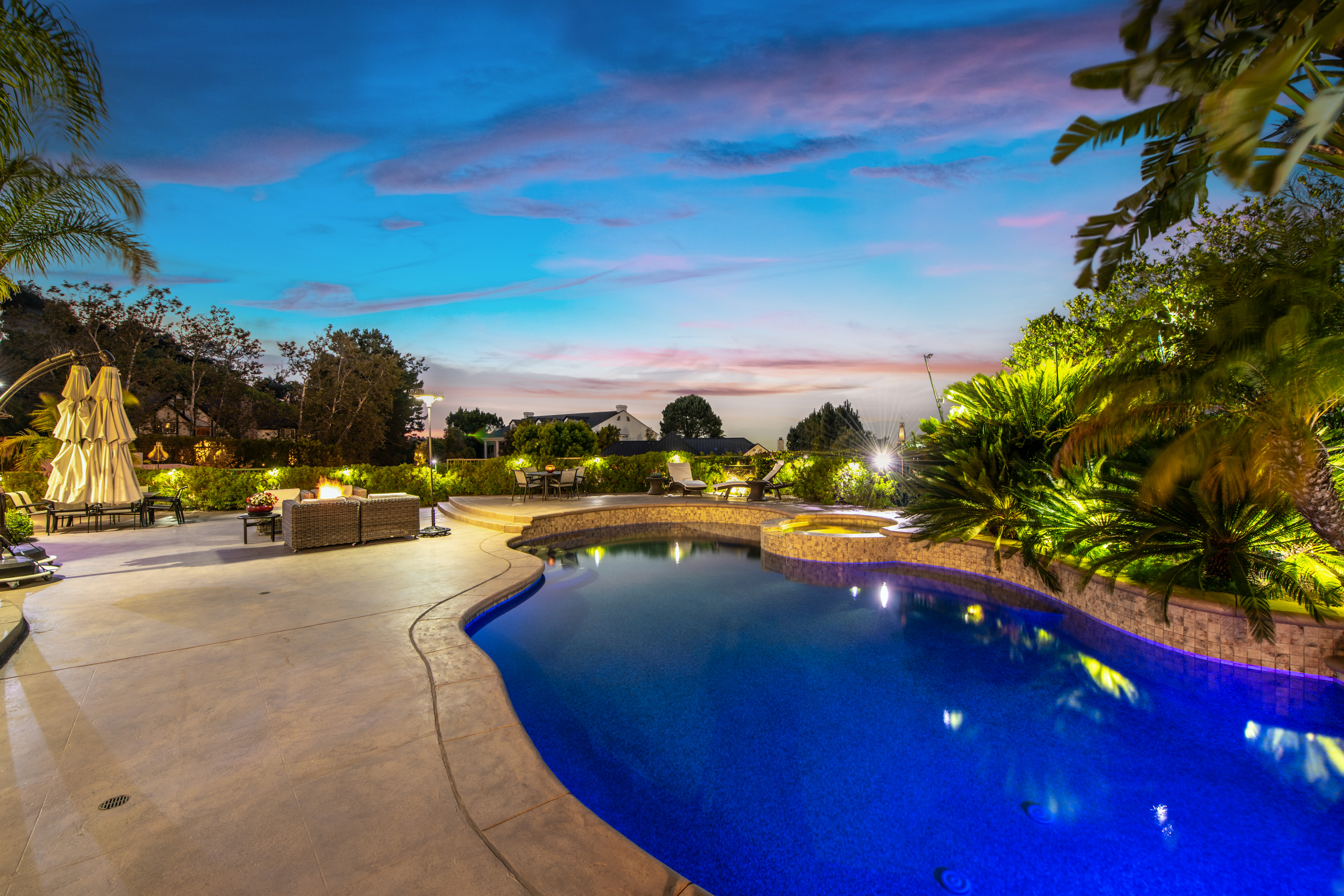 Beverly Hills, California, 90210, United States, 4 Bedrooms Bedrooms, ,5 BathroomsBathrooms,Residential,For Sale,1919871