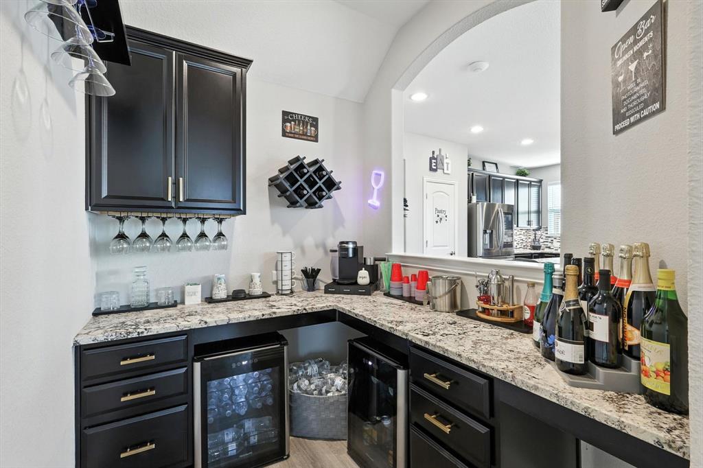 Oak Point, Texas, 75068, United States, 4 Bedrooms Bedrooms, ,3 BathroomsBathrooms,Residential,For Sale,1976023