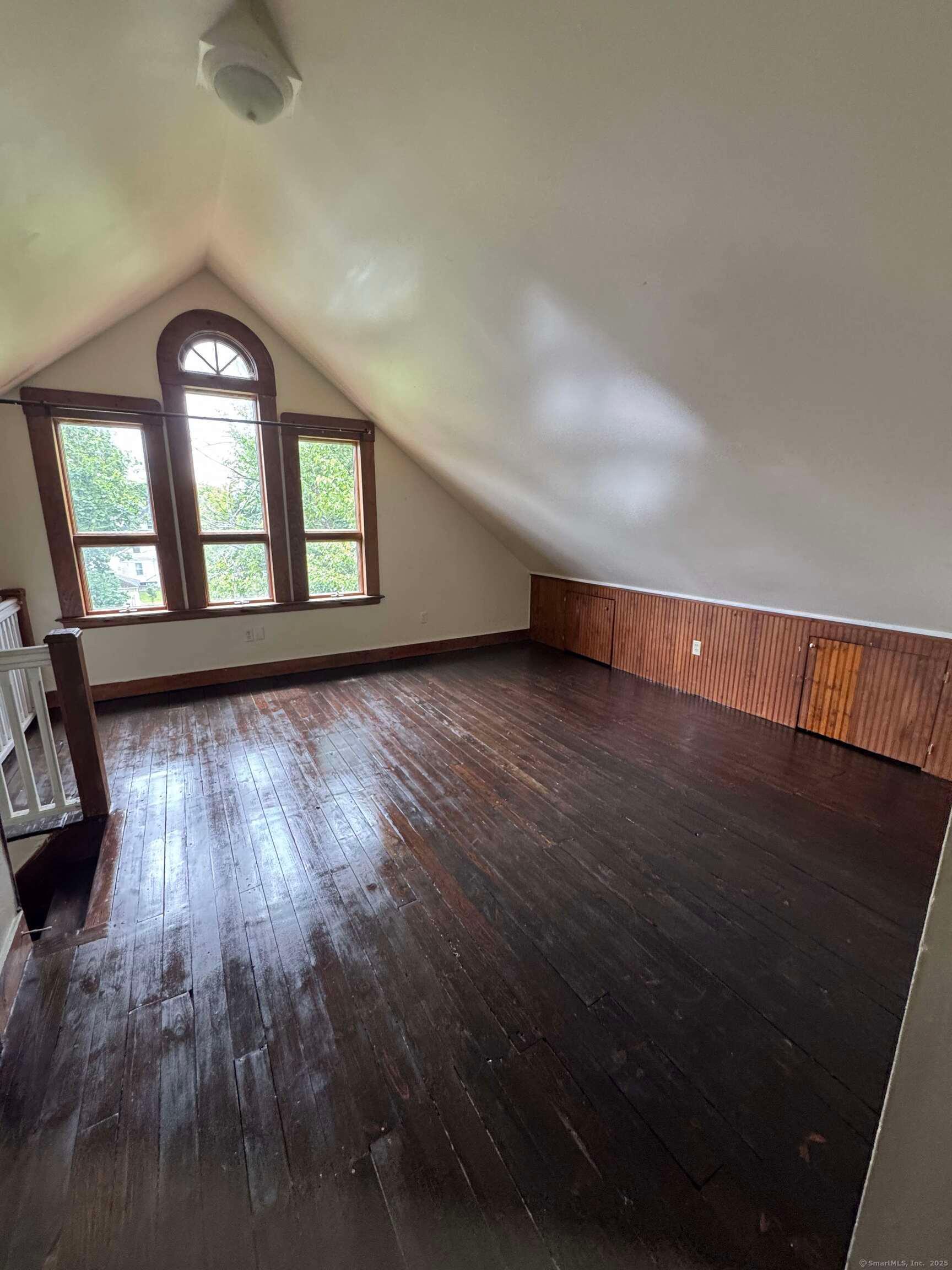 New Haven, Connecticut, 06511, United States, 7 Bedrooms Bedrooms, ,3 BathroomsBathrooms,Residential,For Sale,1997999