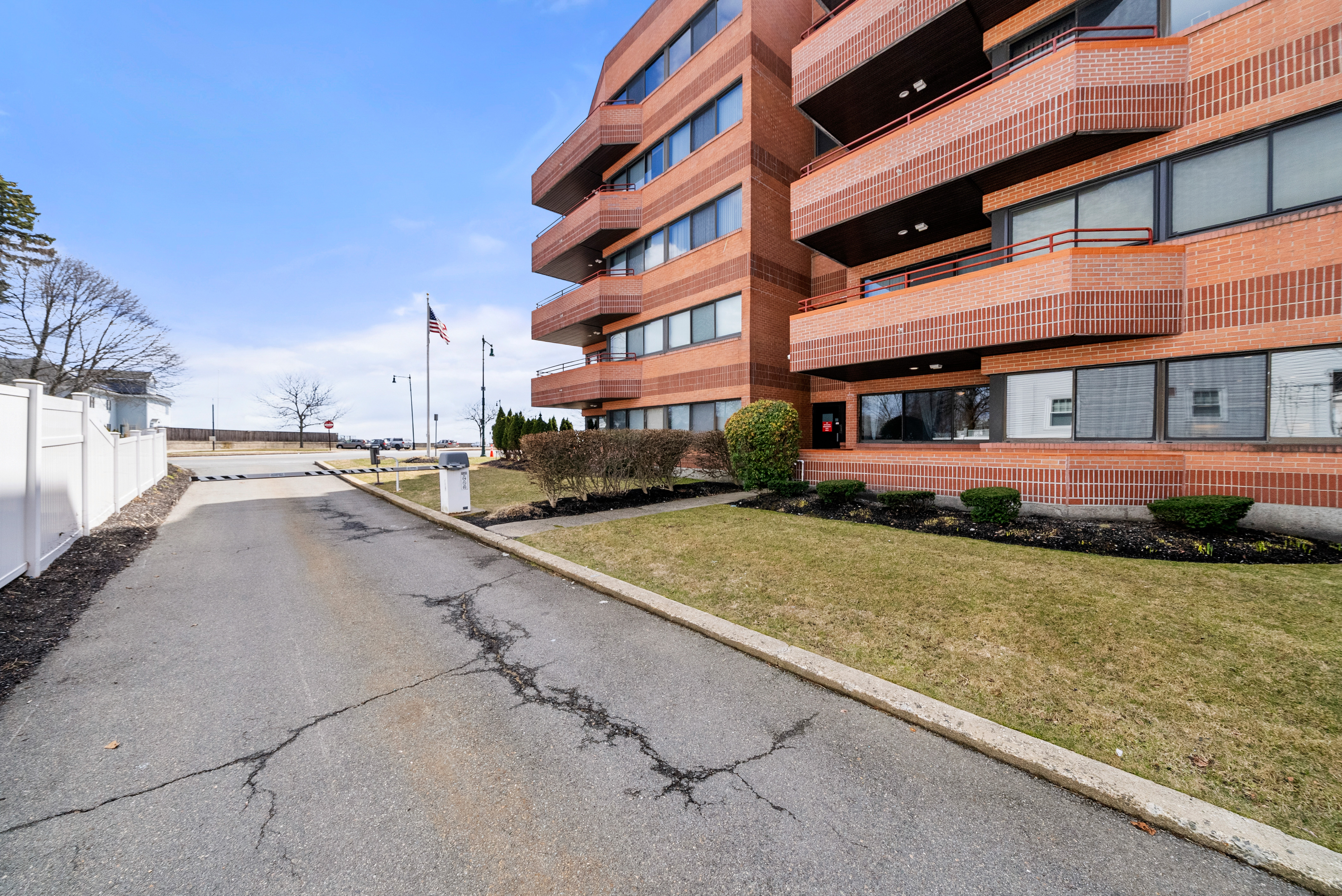  1 Carey Circle, Revere, MA, 02151 - 物件實景