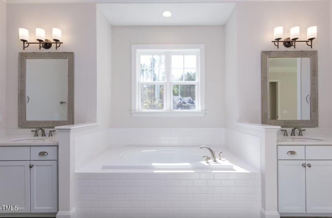 Sanford, North Carolina, 27332, United States, 3 Bedrooms Bedrooms, ,3 BathroomsBathrooms,Residential,For Sale,1936942
