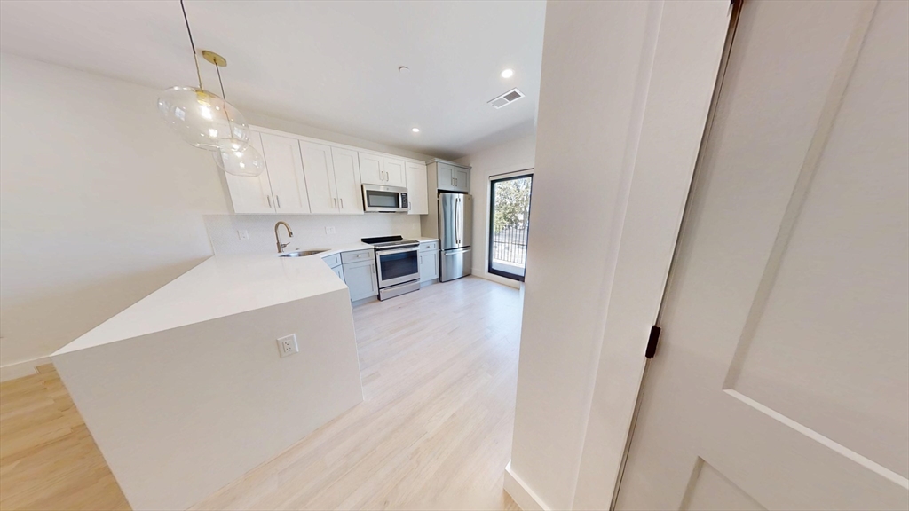 Boston, Massachusetts, 02124, United States, 3 Bedrooms Bedrooms, ,2 BathroomsBathrooms,Residential,For Sale,1941577