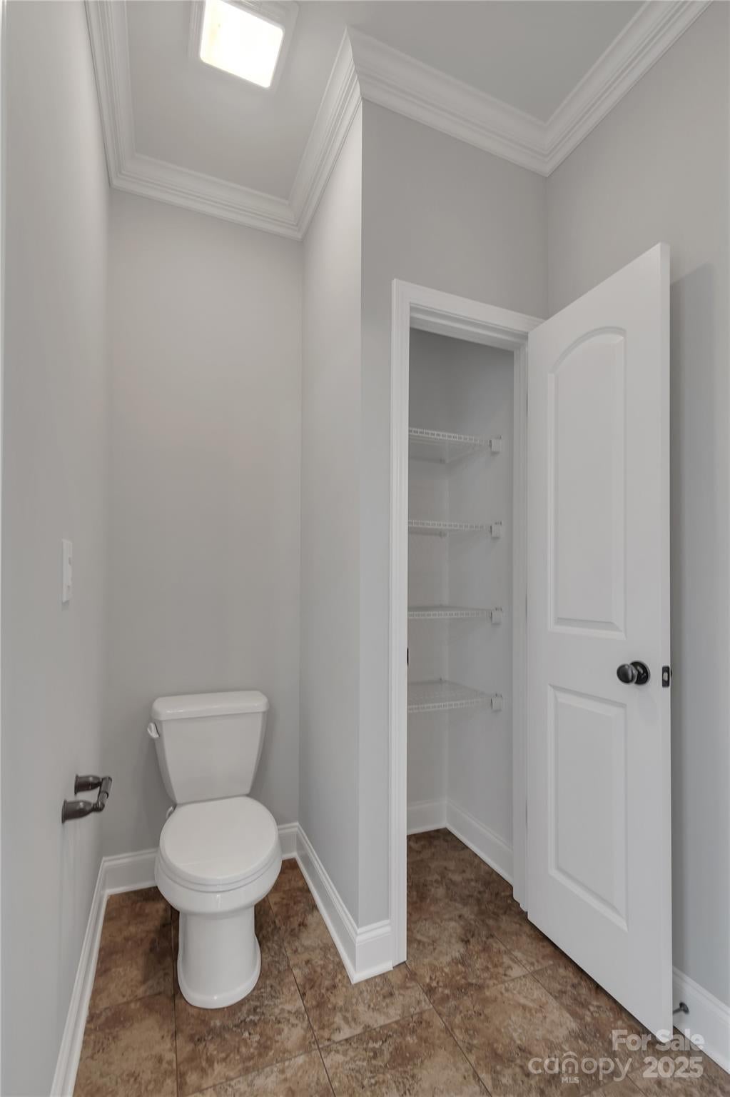 Shelby, North Carolina, 28150, United States, 3 Bedrooms Bedrooms, ,4 BathroomsBathrooms,Residential,For Sale,1868459