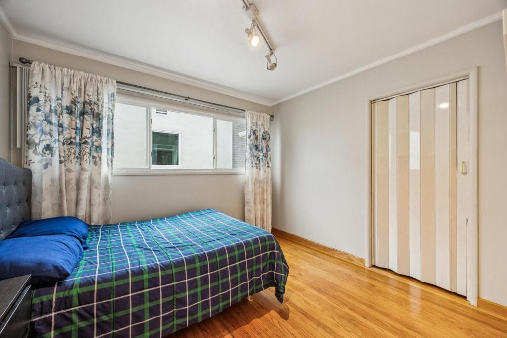 Daly City, California, 94015, United States, 5 Bedrooms Bedrooms, ,2 BathroomsBathrooms,Residential,For Sale,2010788