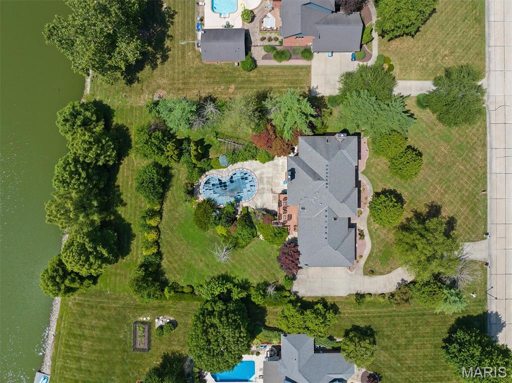 Shiloh, Illinois, 62221, United States, 5 Bedrooms Bedrooms, ,6 BathroomsBathrooms,Residential,For Sale,1890091