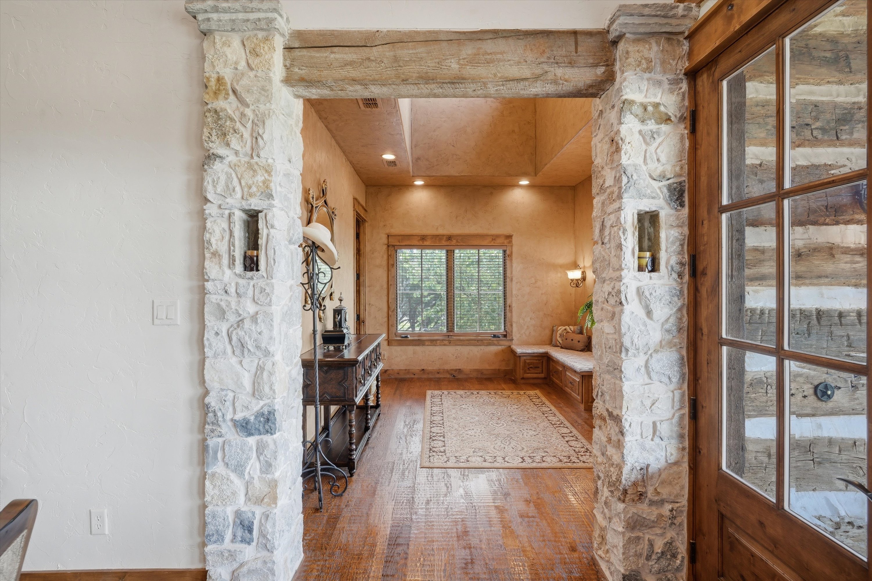  1046 Grandview Drive, Graford, TX, 76449 - 物件實景