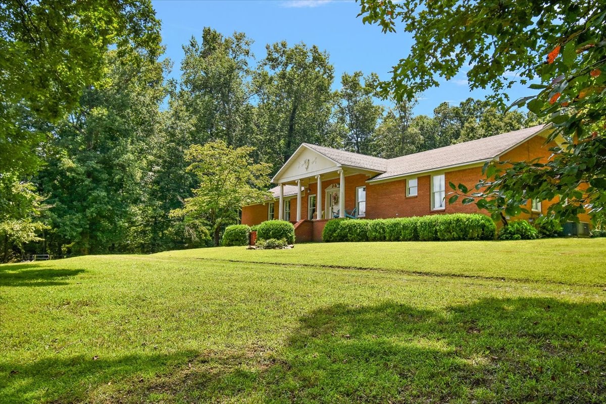 Five Points, Tennessee, 38457, United States, 4 Bedrooms Bedrooms, ,4 BathroomsBathrooms,Residential,For Sale,1902817
