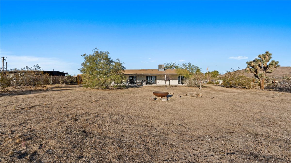 Yucca Valley, California, 92284, United States, 4 Bedrooms Bedrooms, ,2 BathroomsBathrooms,Residential,For Sale,1978728