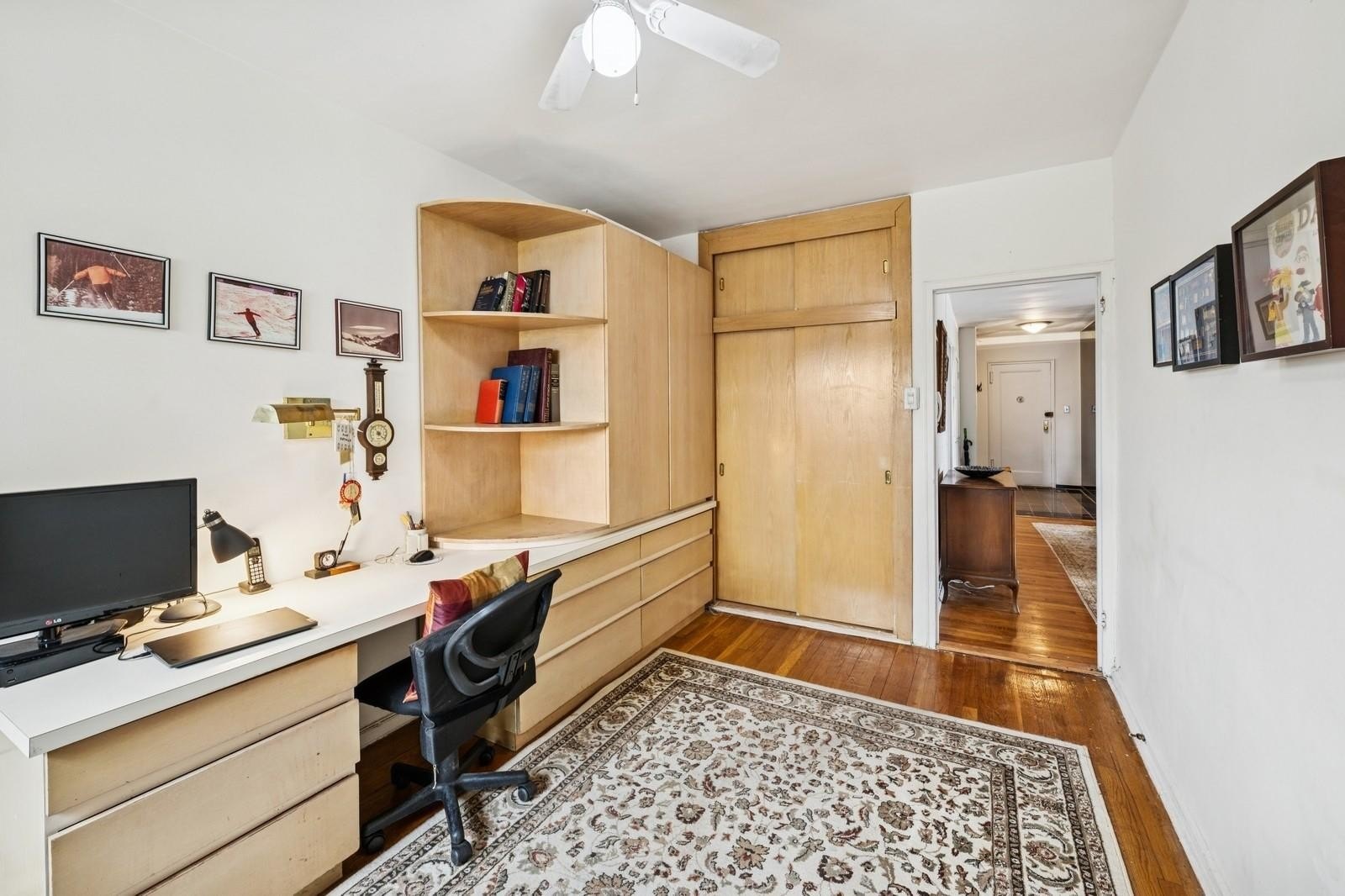 Beechhurst, New York, 11357, United States, 3 Bedrooms Bedrooms, ,2 BathroomsBathrooms,Residential,For Sale,1865157