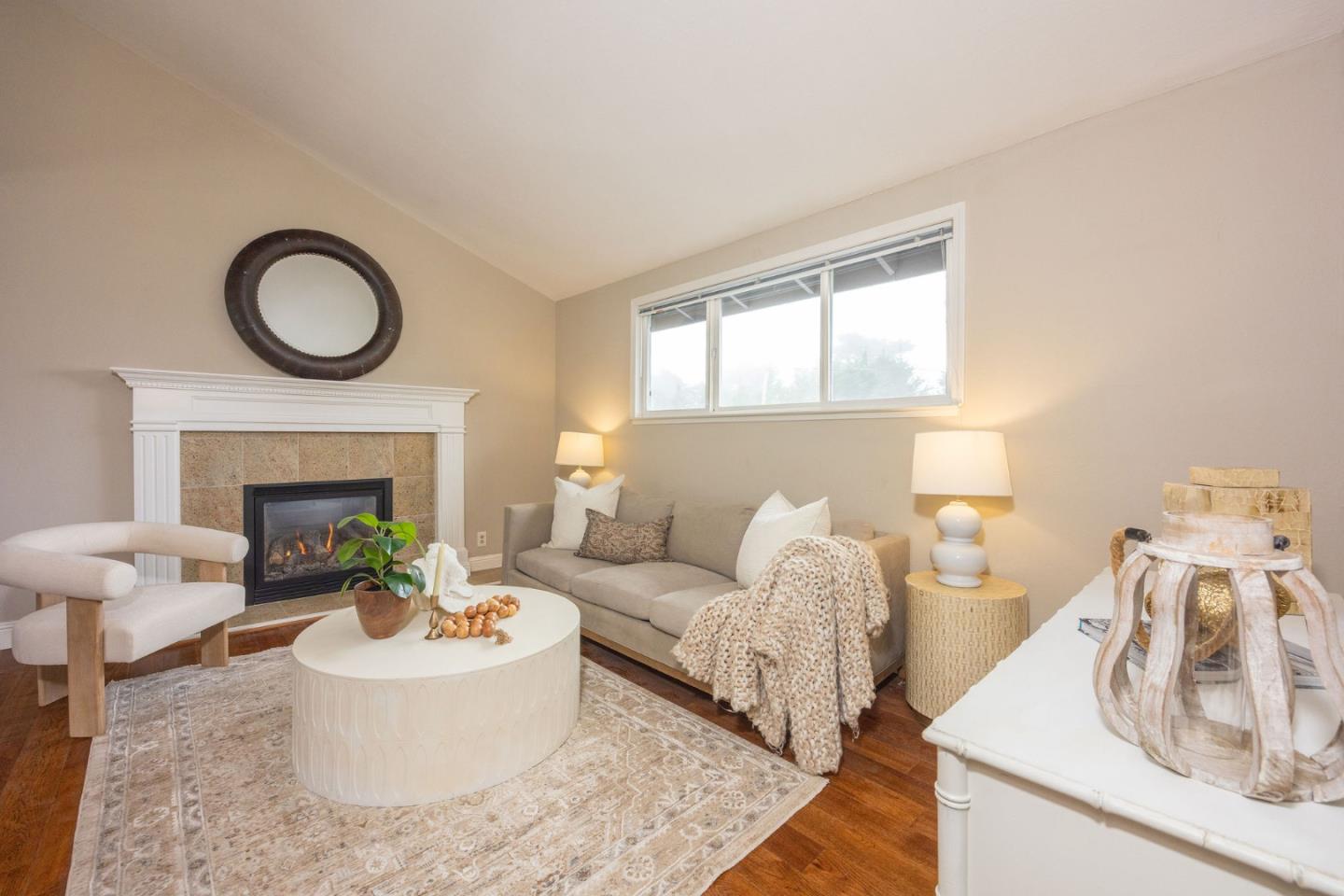 Moss Beach, California, 94038, United States, 3 Bedrooms Bedrooms, ,3 BathroomsBathrooms,Residential,For Sale,1989449